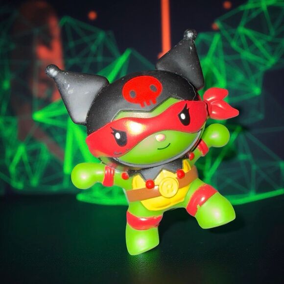 TMNT X McDonald Happy Meal Toy Hello Kitty Kuromi Hello Kitty X  Rapheal A34 - Picture 1 of 3